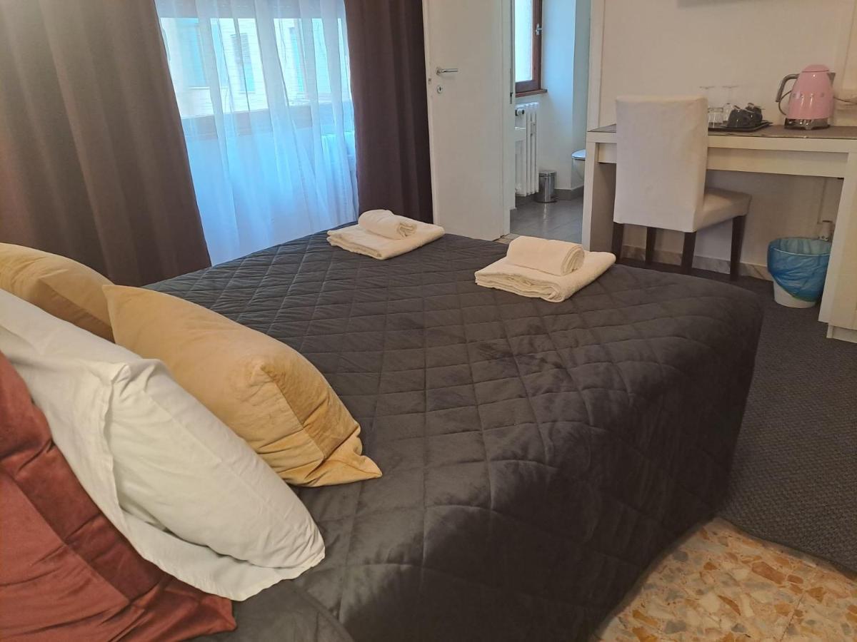 ホテル In Roma Life エクステリア 写真